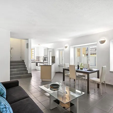 Apartment Charm Aldesago Lugano
